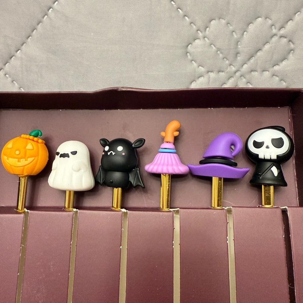 Halloween Themed Gold Party Spoons Set
